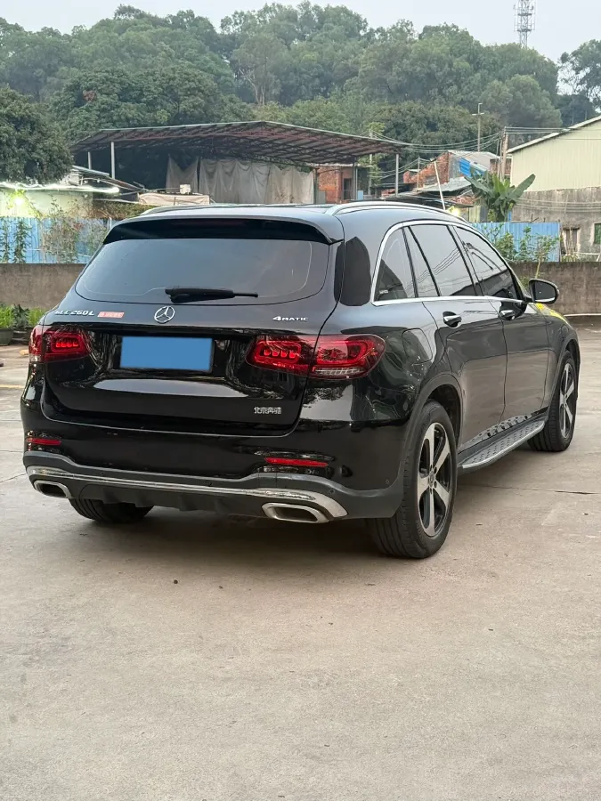 2022 Mercedes-Benz GLC Class 2.0T 197HP L4 9AT,autocango,china used car exporter,china ev exporter,chinese used car exporter,chinese used ev exporter