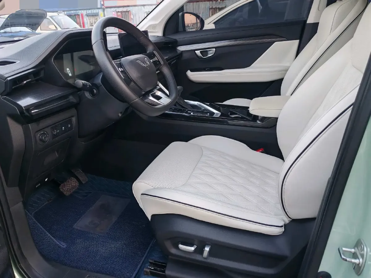2021 WuLing XingChen 1.5T 147HP L4 CVT,autocango,china used car exporter,china ev exporter,chinese used car exporter,chinese used ev exporter