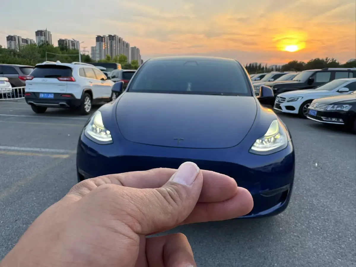 2021 Tesla Model Y BEV 76.8KWH,autocango,china used car exporter,china ev exporter,chinese used car exporter,chinese used ev exporter