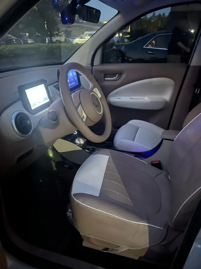 2025 WuLing HongGuang MINI EV BEV 16.2KWH,autocango,china used car exporter,china ev exporter,chinese used car exporter,chinese used ev exporter