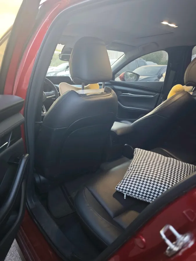 2021 Mazda 3 Axela 2.0L 158HP L4 6AT,autocango,china used car exporter,china ev exporter,chinese used car exporter,chinese used ev exporter