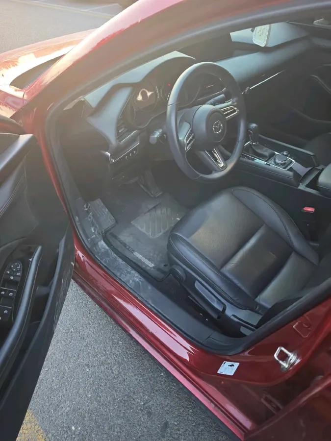 2021 Mazda 3 Axela 2.0L 158HP L4 6AT,autocango,china used car exporter,china ev exporter,chinese used car exporter,chinese used ev exporter