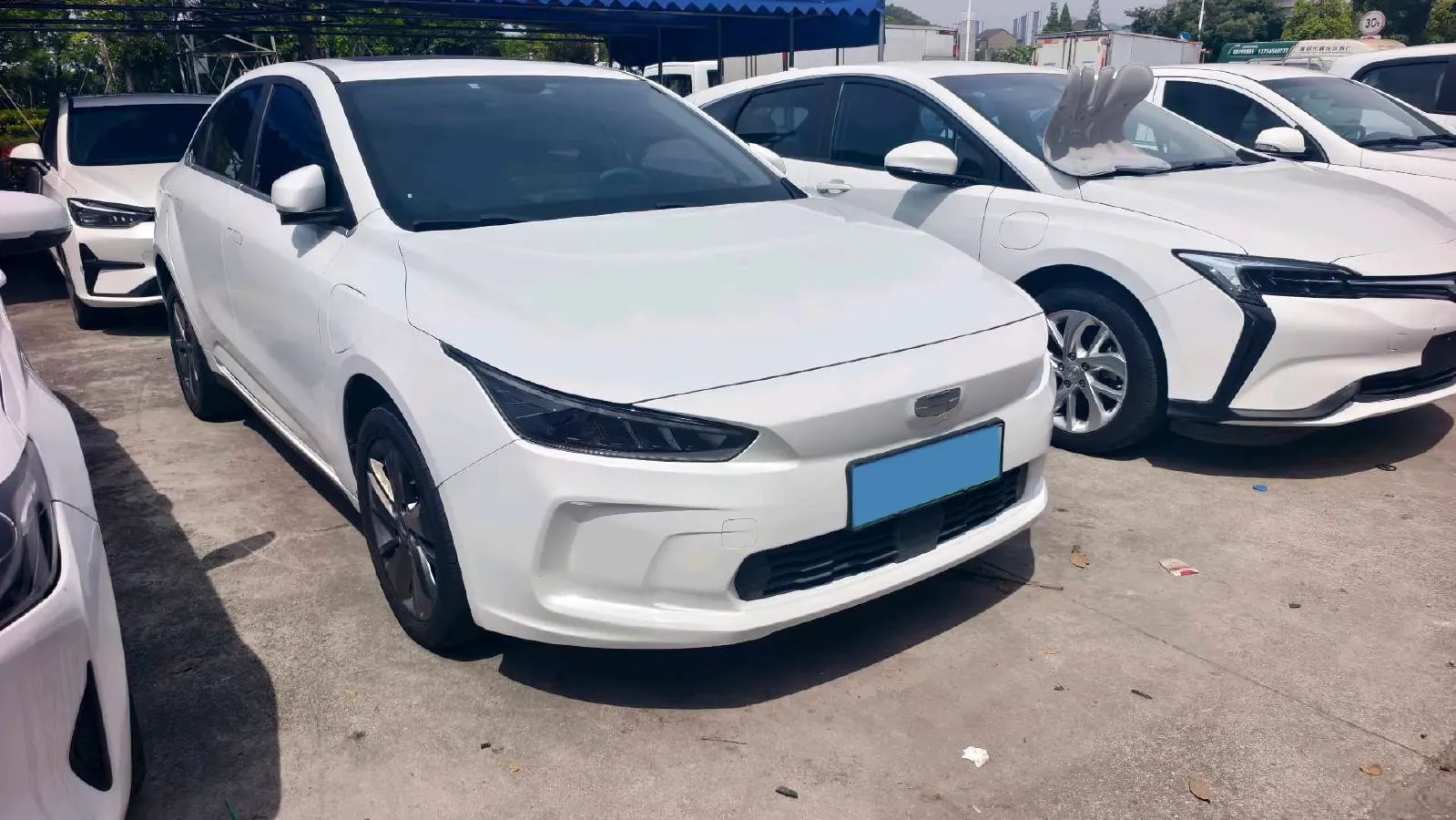 2022 Geely Emgrand L HiP 1.5T 181HP L4 3DHT PHEV 15.5KWH,autocango,china used car exporter,china ev exporter,chinese used car exporter,chinese used ev exporter