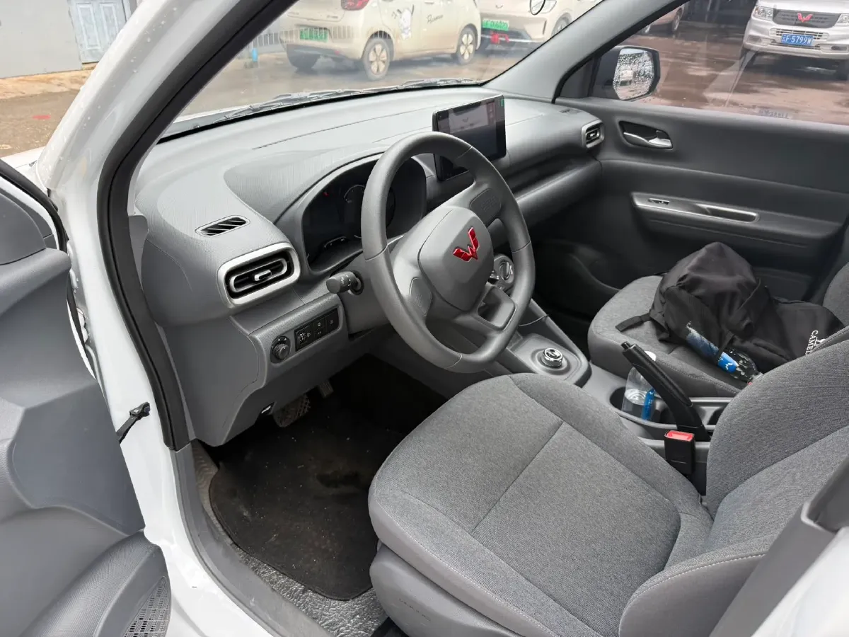 2025 WuLing HongGuang New Energy REEV 99HP REEV,autocango,china used car exporter,china ev exporter,chinese used car exporter,chinese used ev exporter