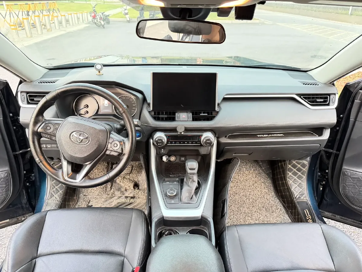 2020 Toyota Wildlander 2.5L 178HP L4 E-CVT Hybrid,autocango,china used car exporter,china ev exporter,chinese used car exporter,chinese used ev exporter