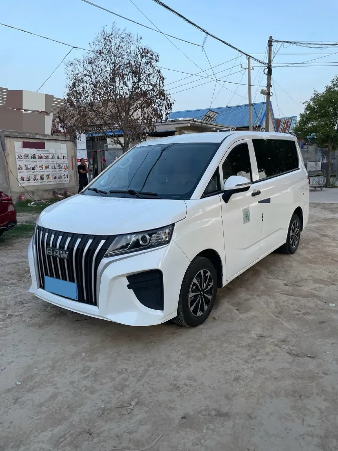 2023 BAW RuiSheng Trump M7 1.6L 124HP L4 5MT,autocango,china used car exporter,china ev exporter,chinese used car exporter,chinese used ev exporter