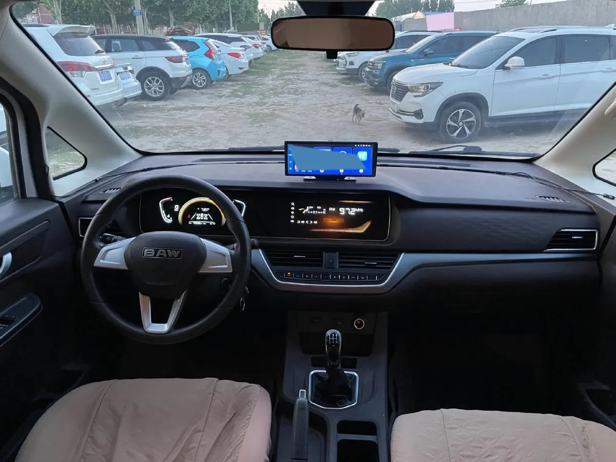 2023 BAW RuiSheng Trump M7 1.6L 124HP L4 5MT,autocango,china used car exporter,china ev exporter,chinese used car exporter,chinese used ev exporter