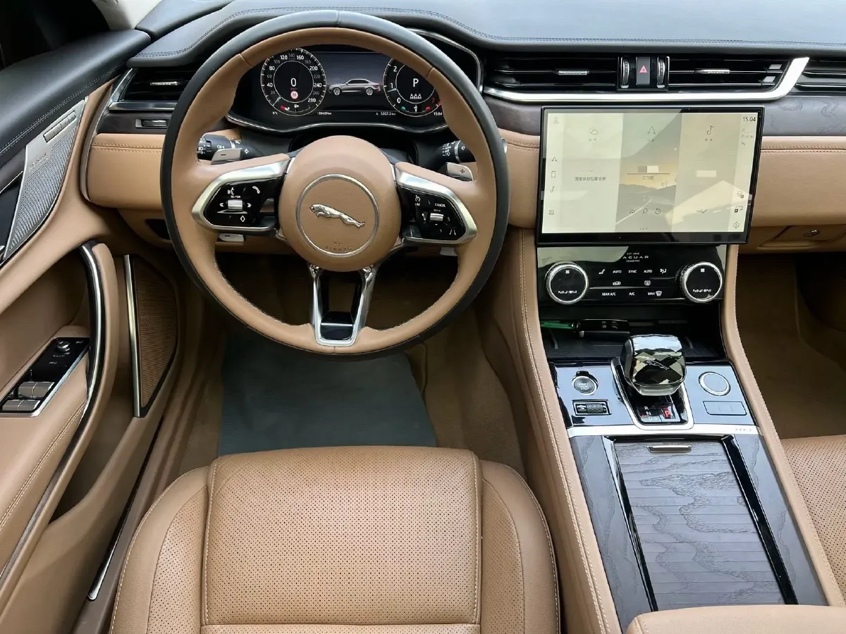 2022 Jaguar XFL 2.0T 250HP L4 8AT,autocango,china used car exporter,china ev exporter,chinese used car exporter,chinese used ev exporter