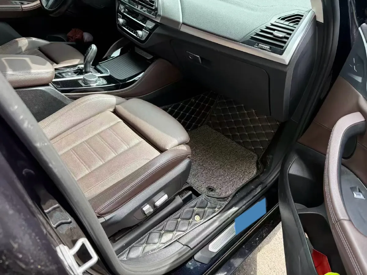 2020 BMW X4 2.0T 184HP L4 8AT,autocango,china used car exporter,china ev exporter,chinese used car exporter,chinese used ev exporter