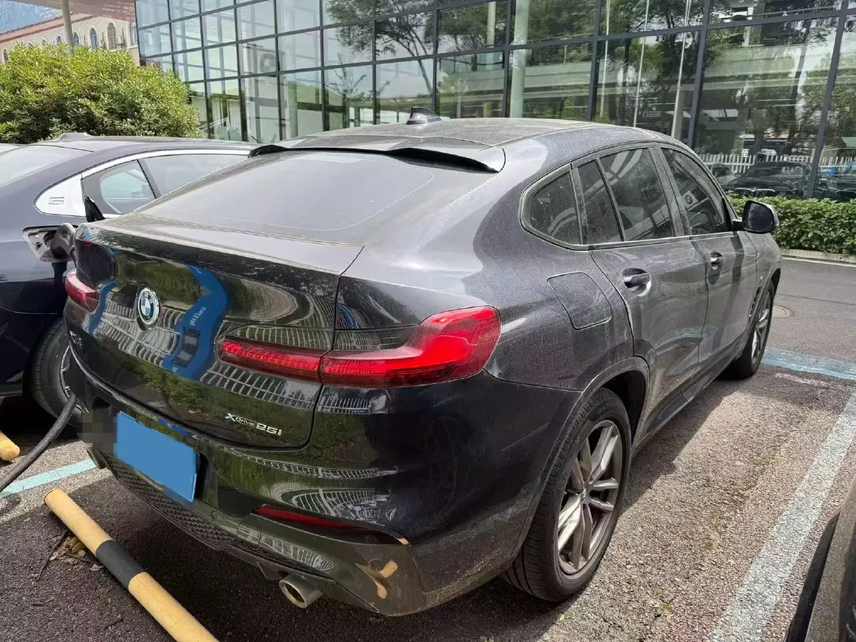 2020 BMW X4 2.0T 184HP L4 8AT,autocango,china used car exporter,china ev exporter,chinese used car exporter,chinese used ev exporter