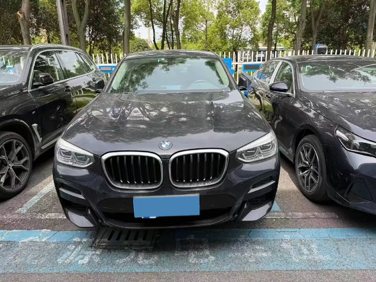 2020 BMW X4 2.0T 184HP L4 8AT,autocango,china used car exporter,china ev exporter,chinese used car exporter,chinese used ev exporter