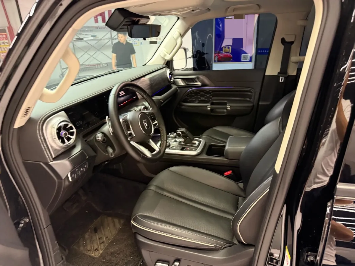 2021 Tank 300 2.0T 227HP L4 8AT,autocango,china used car exporter,china ev exporter,chinese used car exporter,chinese used ev exporter