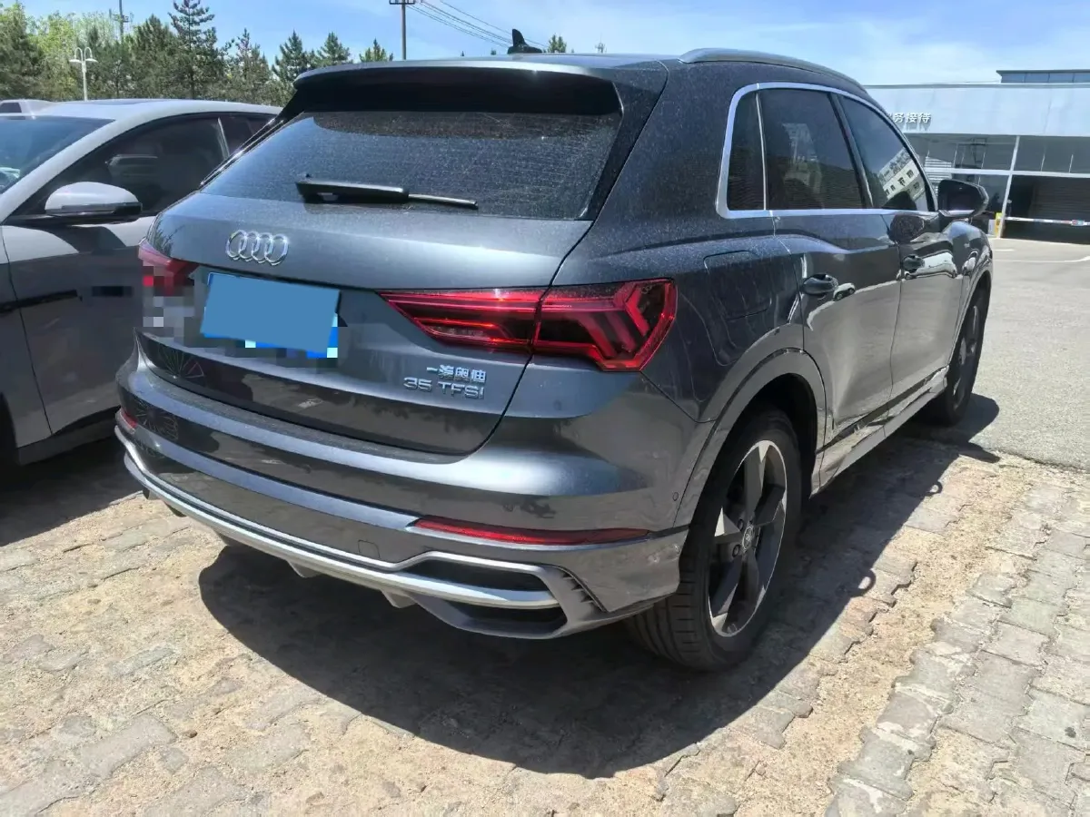2022 Audi Q3 1.4T 150HP L4 7DCT,autocango,china used car exporter,china ev exporter,chinese used car exporter,chinese used ev exporter