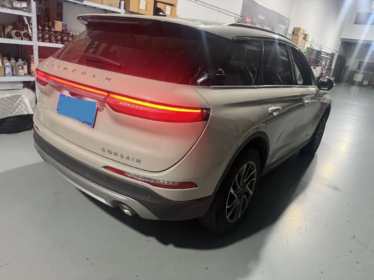2021 Lincoln Corsair 2.0T 245HP L4 8AT,autocango,china used car exporter,china ev exporter,chinese used car exporter,chinese used ev exporter