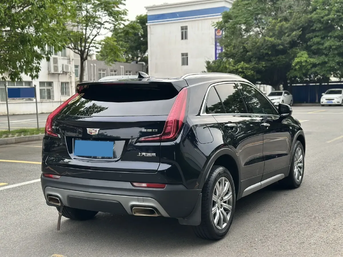 2021 Cadillac XT4 2.0T 237HP L4 9AT,autocango,china used car exporter,china ev exporter,chinese used car exporter,chinese used ev exporter