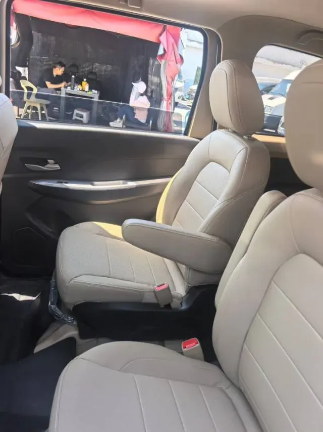 2021 WuLing RongGuang New Truck 1.5L 99HP L4 5MT,autocango,china used car exporter,china ev exporter,chinese used car exporter,chinese used ev exporter