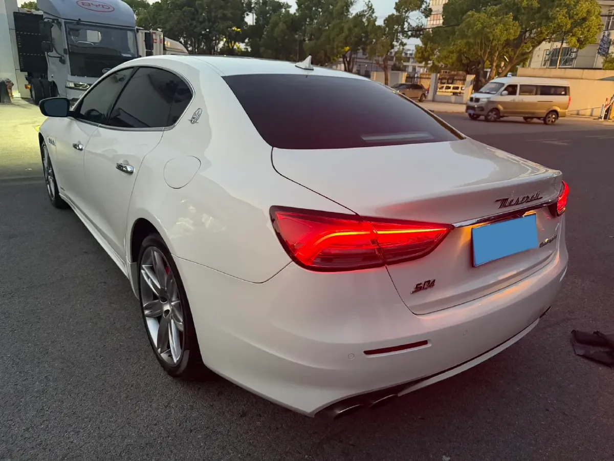 2018 Maserati Quattroporte 3.0T 430HP V6 8AT,autocango,china used car exporter,china ev exporter,chinese used car exporter,chinese used ev exporter