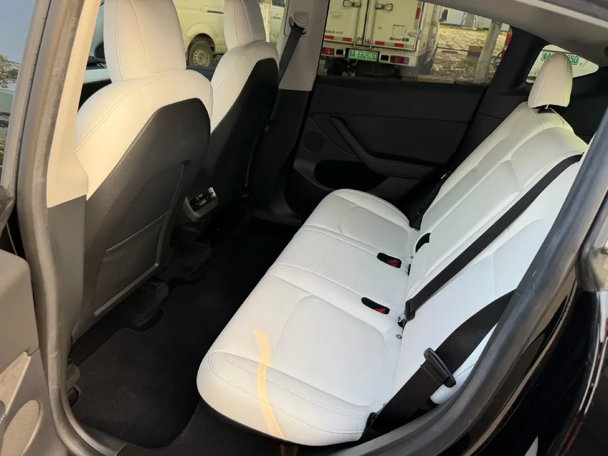 2022 Tesla Model Y BEV 60KWH,autocango,china used car exporter,china ev exporter,chinese used car exporter,chinese used ev exporter