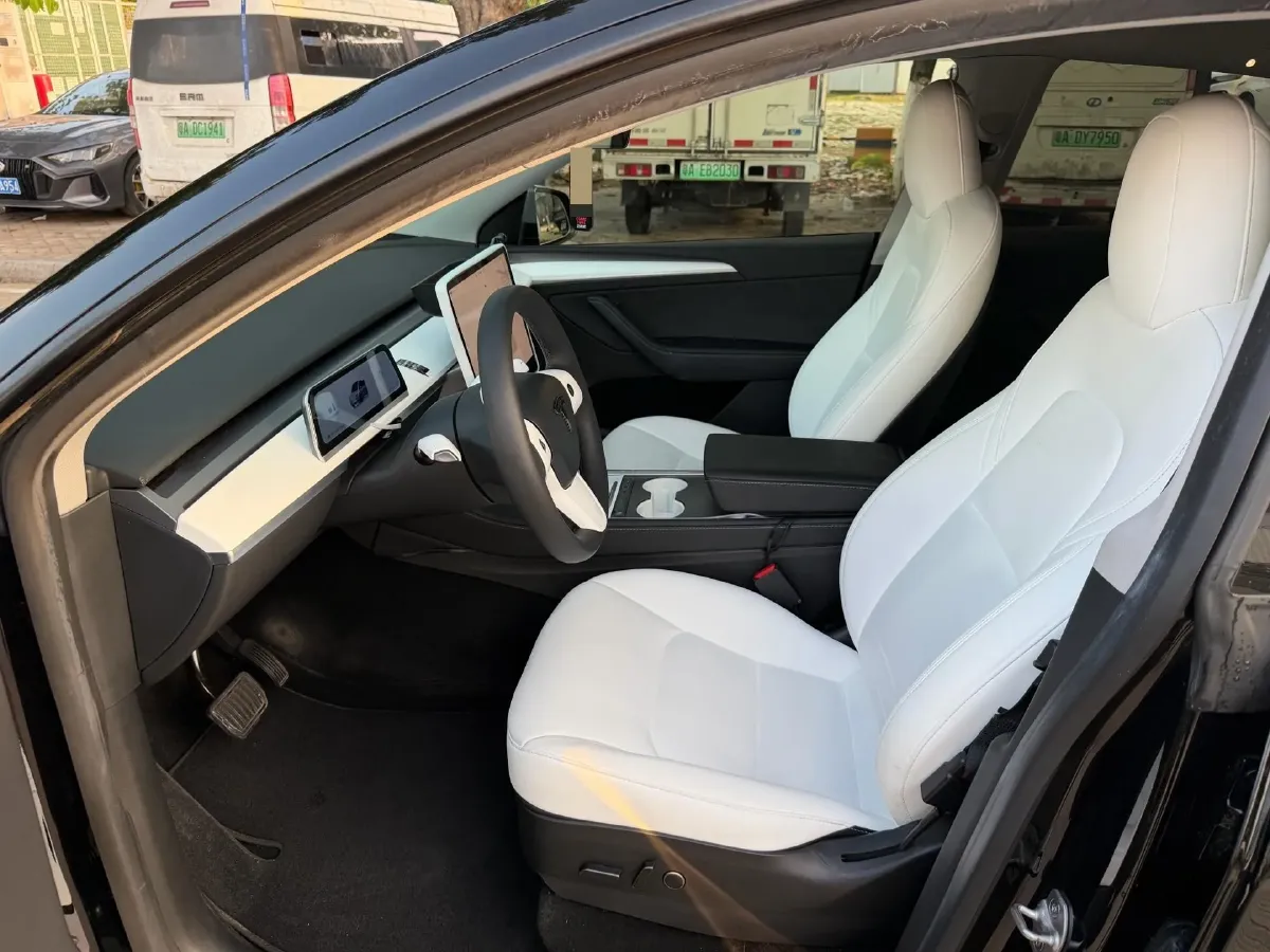 2022 Tesla Model Y BEV 60KWH,autocango,china used car exporter,china ev exporter,chinese used car exporter,chinese used ev exporter