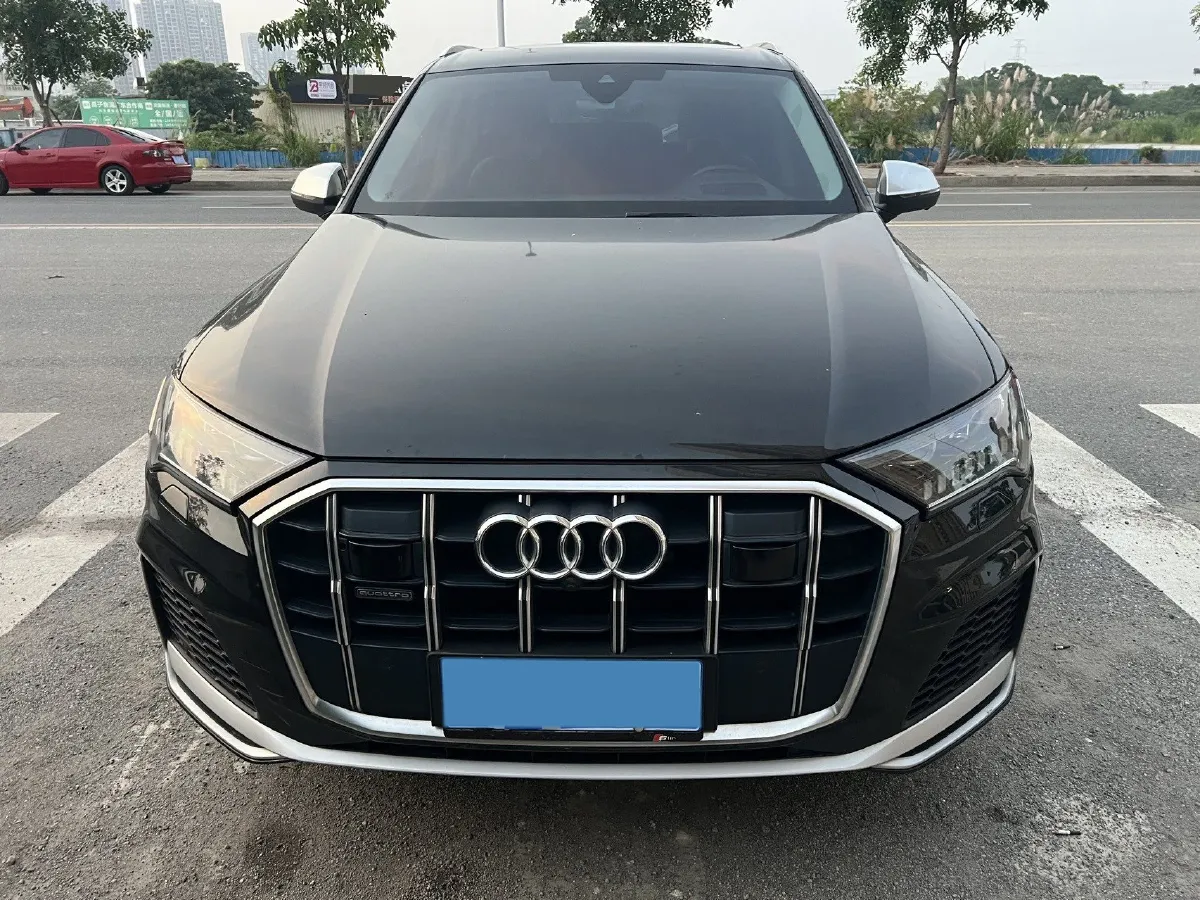 2022 Audi Q7 3.0T 340HP V6 8AT,autocango,china used car exporter,china ev exporter,chinese used car exporter,chinese used ev exporter