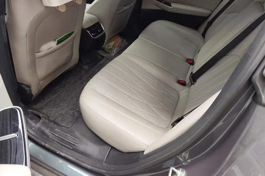 2025 ChangAn QiYuan A07 REEV 98HP REEV 28.4KWH,autocango,china used car exporter,china ev exporter,chinese used car exporter,chinese used ev exporter