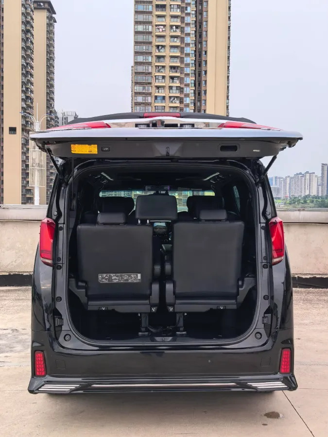 2018 Toyota Alphard 3.5L 301HP V6 8AT,autocango,china used car exporter,china ev exporter,chinese used car exporter,chinese used ev exporter