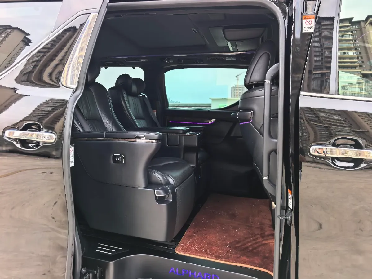 2018 Toyota Alphard 3.5L 301HP V6 8AT,autocango,china used car exporter,china ev exporter,chinese used car exporter,chinese used ev exporter