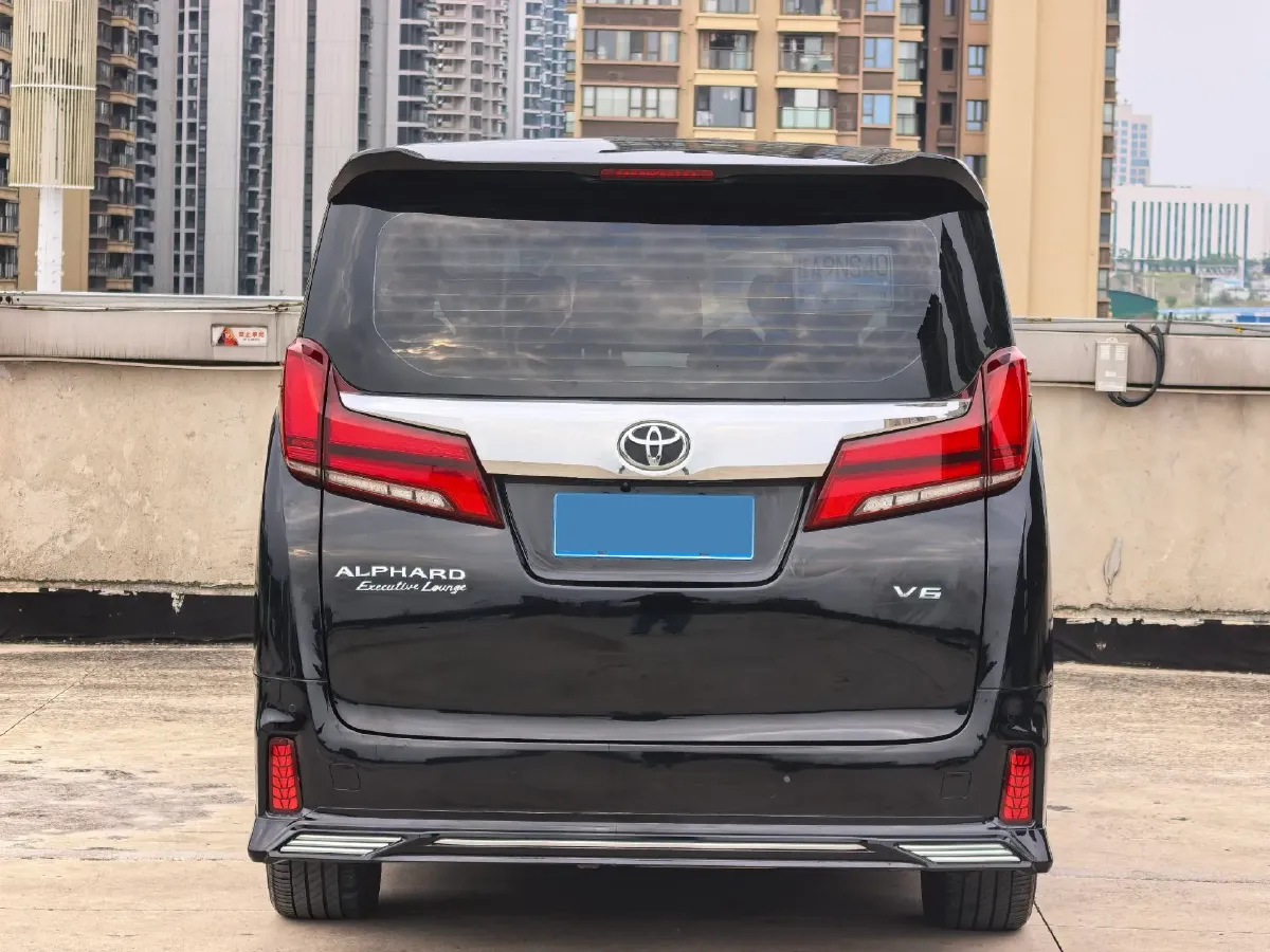 2018 Toyota Alphard 3.5L 301HP V6 8AT,autocango,china used car exporter,china ev exporter,chinese used car exporter,chinese used ev exporter