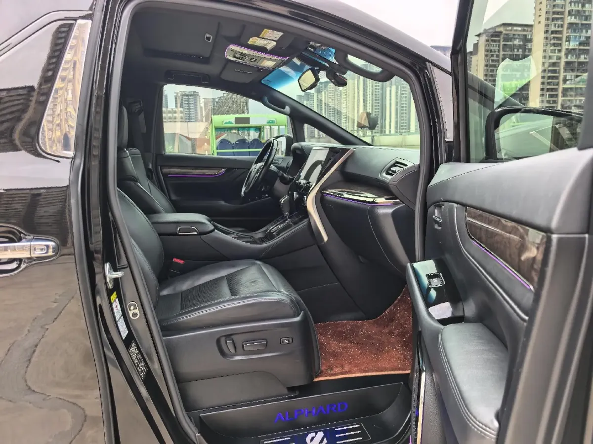 2018 Toyota Alphard 3.5L 301HP V6 8AT,autocango,china used car exporter,china ev exporter,chinese used car exporter,chinese used ev exporter
