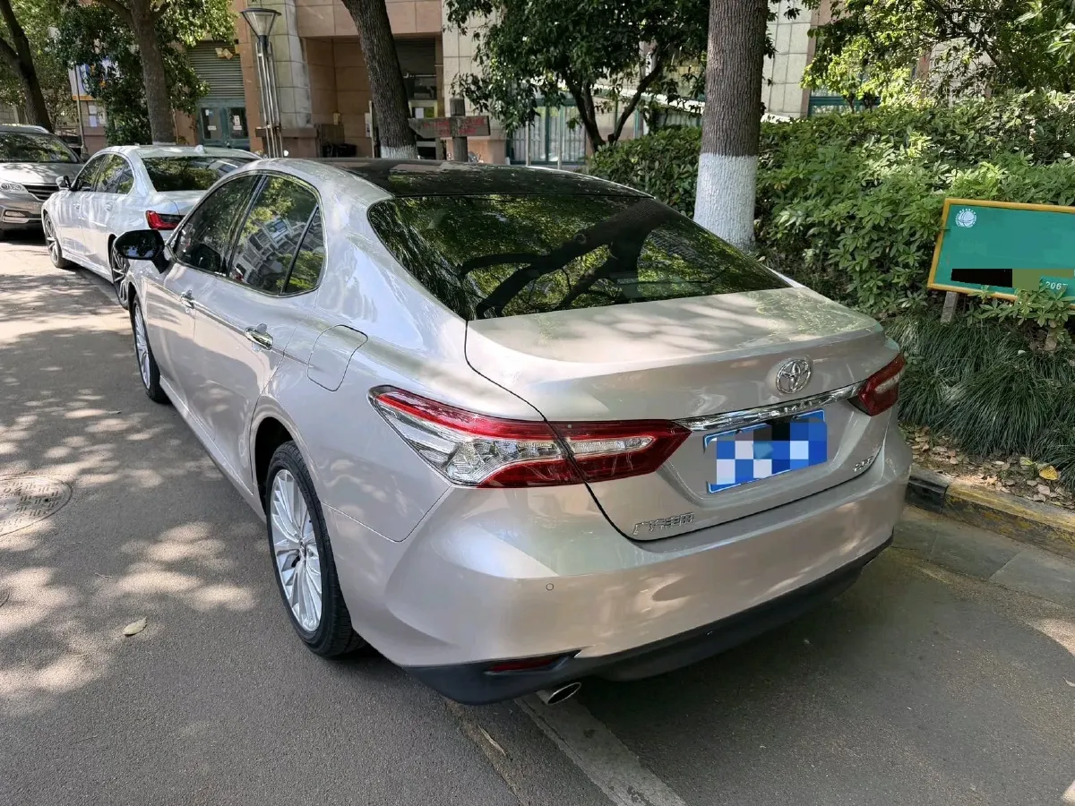 2019 Toyota Camry 2.5L 209HP L4 8AT,autocango,china used car exporter,china ev exporter,chinese used car exporter,chinese used ev exporter