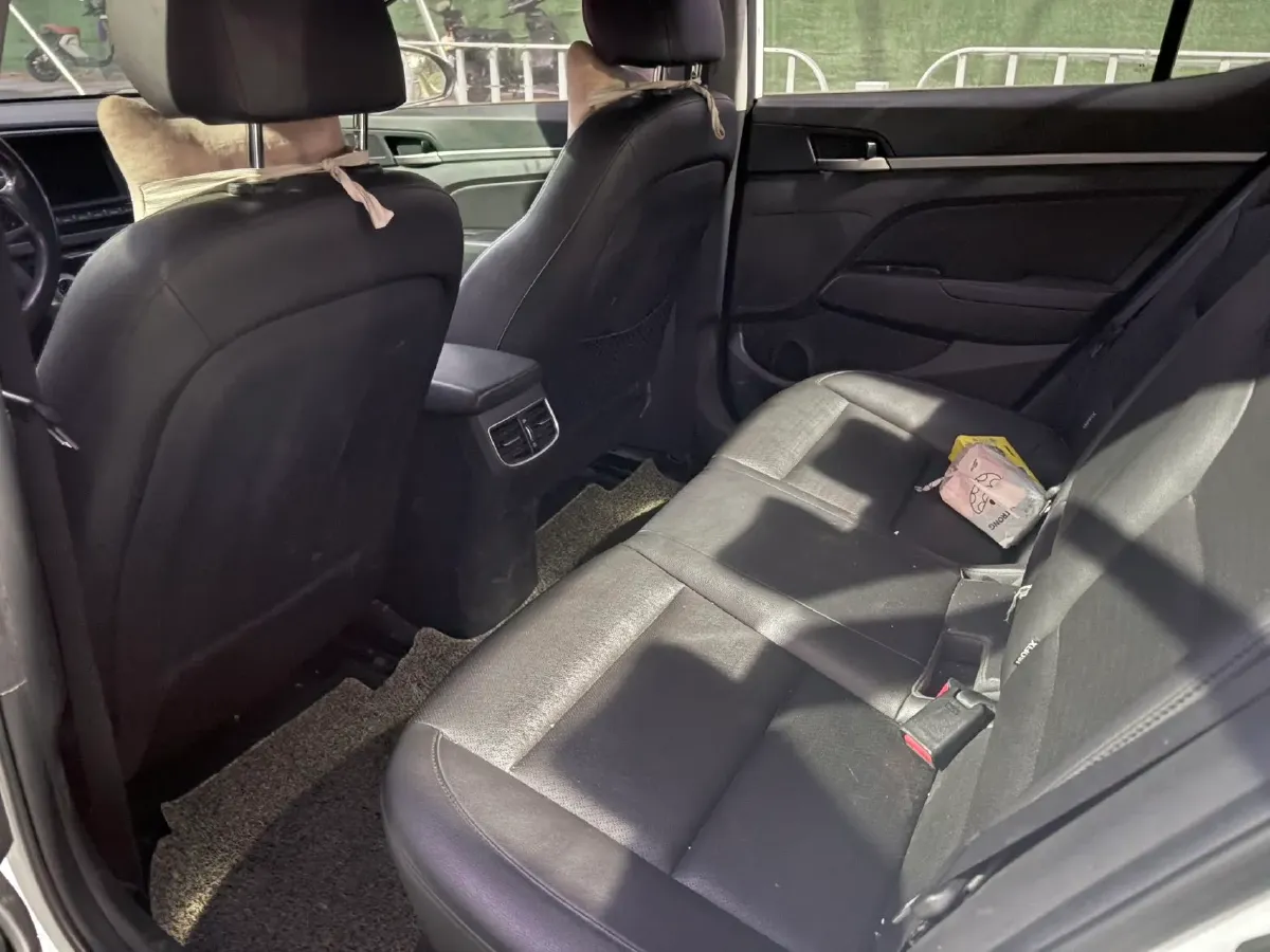 2020 Hyundai Elantra 1.5L 115HP L4 CVT,autocango,china used car exporter,china ev exporter,chinese used car exporter,chinese used ev exporter