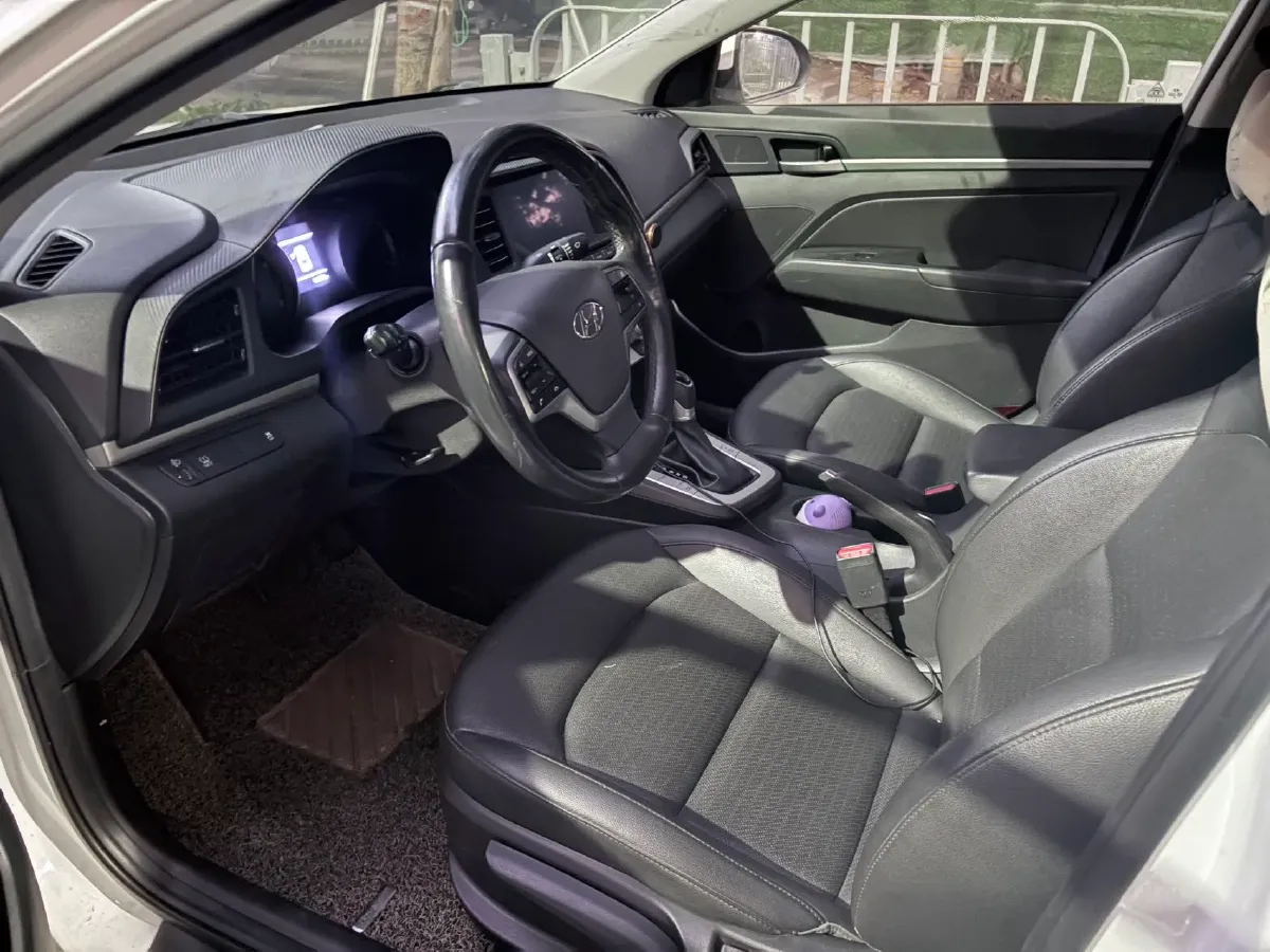 2020 Hyundai Elantra 1.5L 115HP L4 CVT,autocango,china used car exporter,china ev exporter,chinese used car exporter,chinese used ev exporter