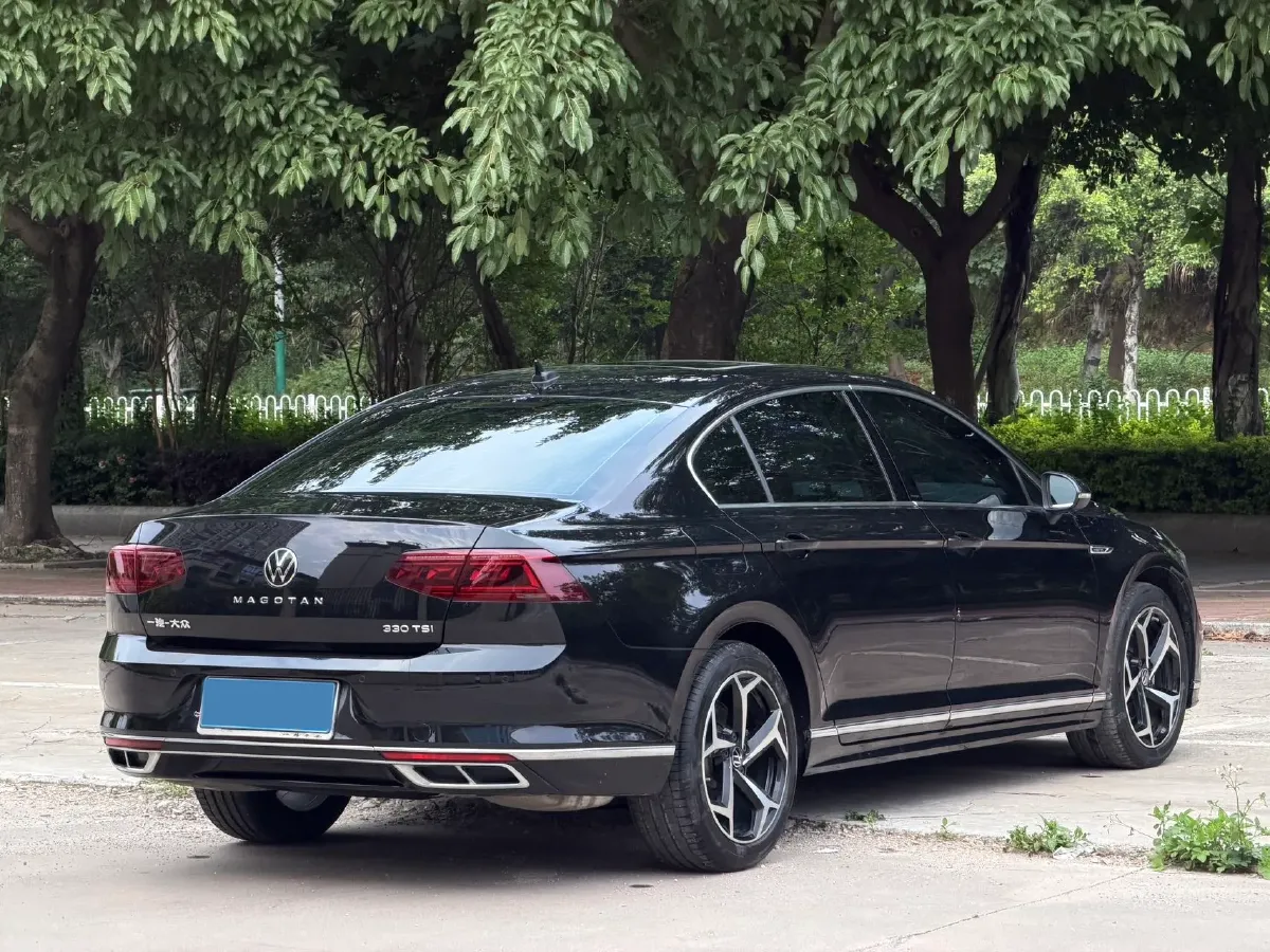 2023 Volkswagen Magotan 2.0T 186HP L4 7DCT,autocango,china used car exporter,china ev exporter,chinese used car exporter,chinese used ev exporter