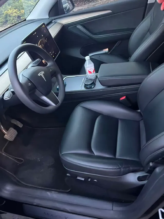 2022 Tesla Model Y BEV 60KWH,autocango,china used car exporter,china ev exporter,chinese used car exporter,chinese used ev exporter