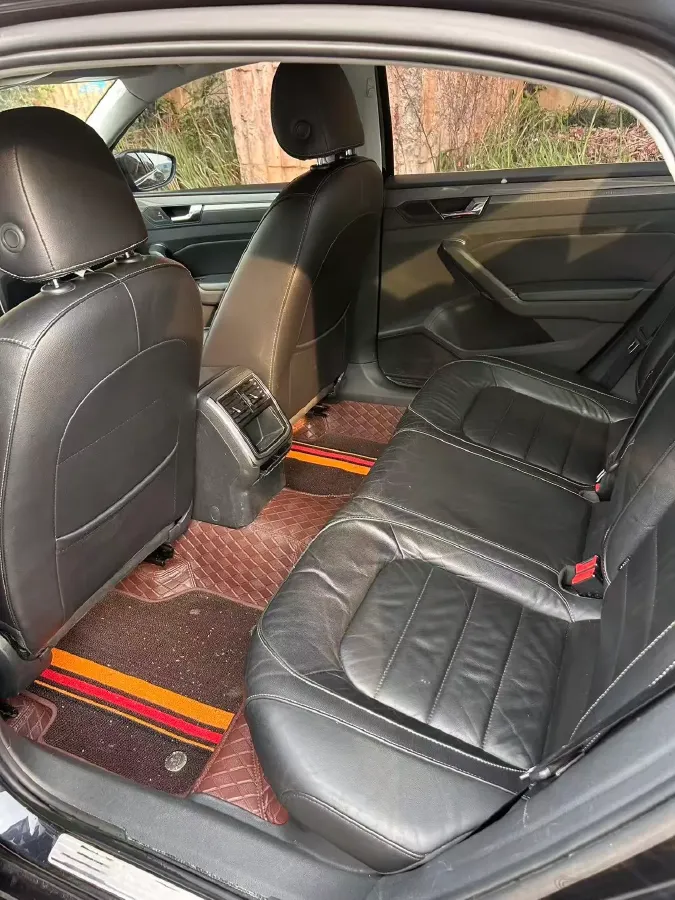 2015 Volkswagen Passat 1.8T 160HP L4 6AT,autocango,china used car exporter,china ev exporter,chinese used car exporter,chinese used ev exporter