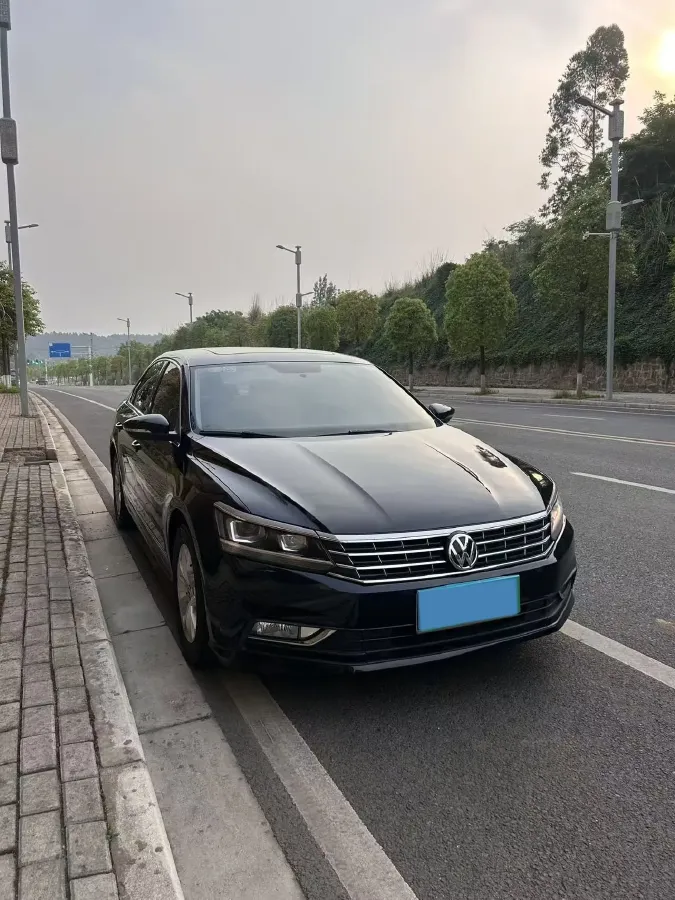 2015 Volkswagen Passat 1.8T 160HP L4 6AT,autocango,china used car exporter,china ev exporter,chinese used car exporter,chinese used ev exporter