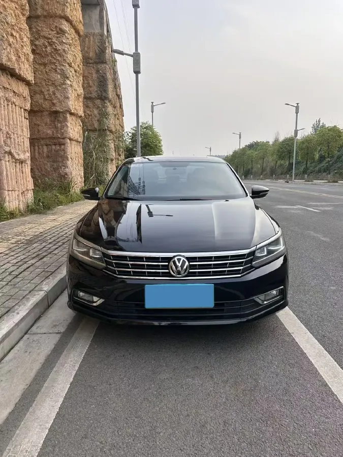 2015 Volkswagen Passat 1.8T 160HP L4 6AT,autocango,china used car exporter,china ev exporter,chinese used car exporter,chinese used ev exporter