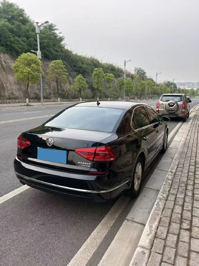 2015 Volkswagen Passat 1.8T 160HP L4 6AT,autocango,china used car exporter,china ev exporter,chinese used car exporter,chinese used ev exporter