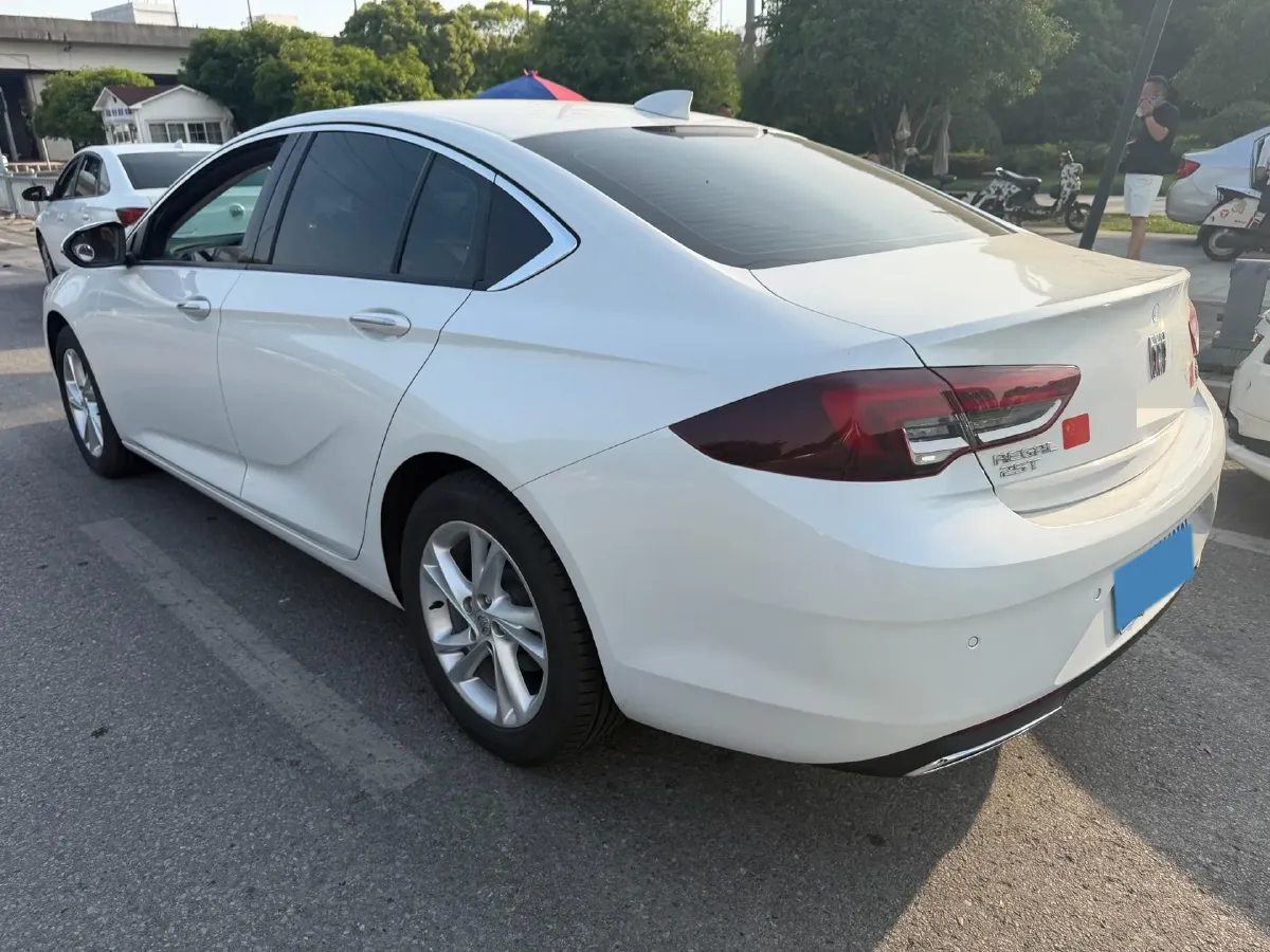 2024 Buick Regal 1.5T 169HP L4 9AT,autocango,china used car exporter,china ev exporter,chinese used car exporter,chinese used ev exporter