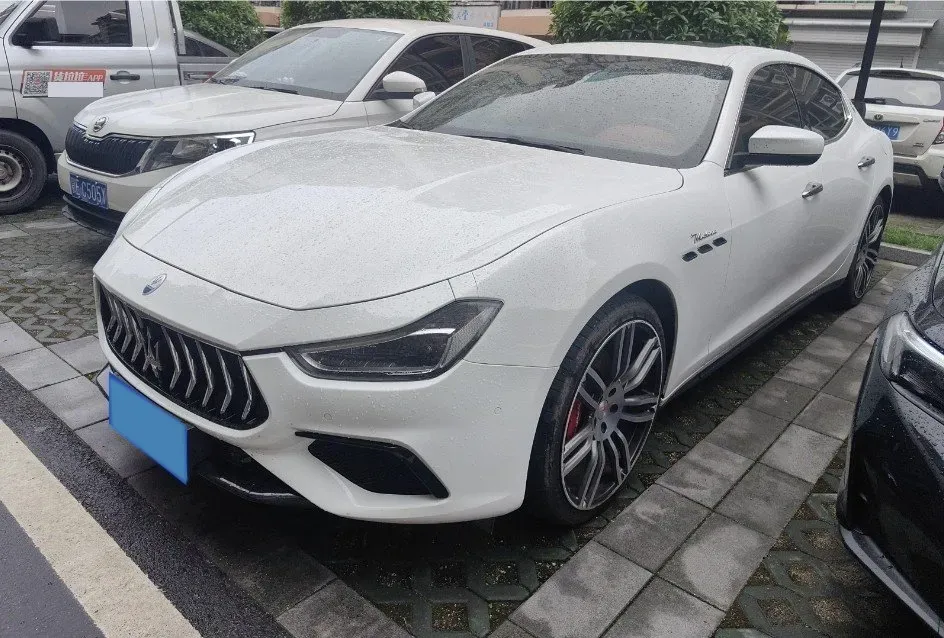 2017 Maserati Ghibli 3.0T 350HP V6 8AT,autocango,china used car exporter,china ev exporter,chinese used car exporter,chinese used ev exporter