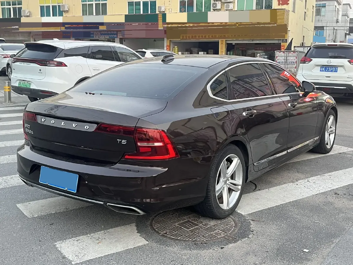 2019 Infiniti Q70 2.0T 211HP L4 7AT,autocango,china used car exporter,china ev exporter,chinese used car exporter,chinese used ev exporter
