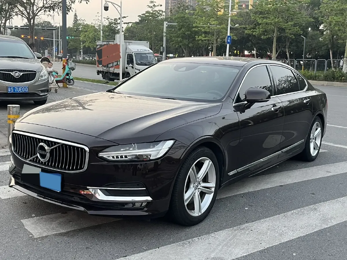2019 Infiniti Q70 2.0T 211HP L4 7AT,autocango,china used car exporter,china ev exporter,chinese used car exporter,chinese used ev exporter
