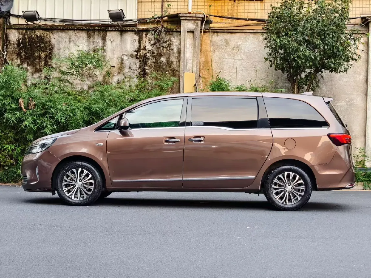 2021 Buick GL8 2.0T 237HP L4 9AT,autocango,china used car exporter,china ev exporter,chinese used car exporter,chinese used ev exporter
