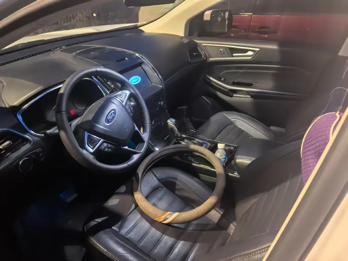 2018 Ford Edge 2.0T 245HP L4 6AT,autocango,china used car exporter,china ev exporter,chinese used car exporter,chinese used ev exporter