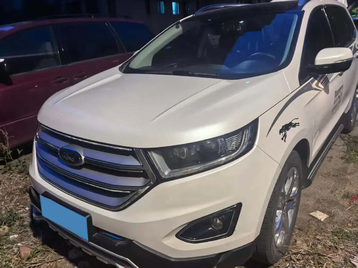 2018 Ford Edge 2.0T 245HP L4 6AT,autocango,china used car exporter,china ev exporter,chinese used car exporter,chinese used ev exporter