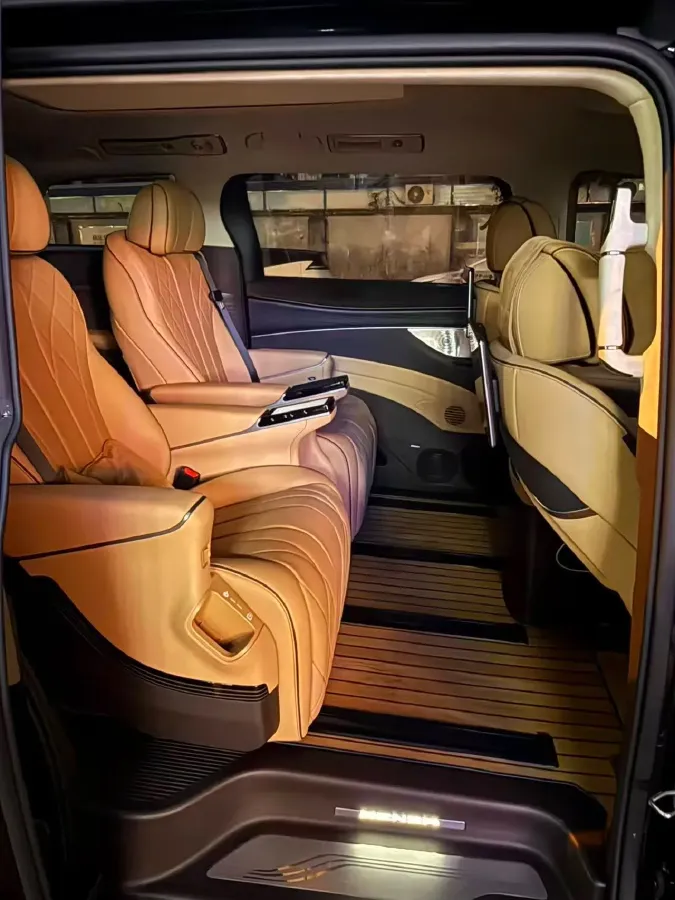 2024 Denza D9 1.5T 139HP L4 E-CVT PHEV 40KWH,autocango,china used car exporter,china ev exporter,chinese used car exporter,chinese used ev exporter