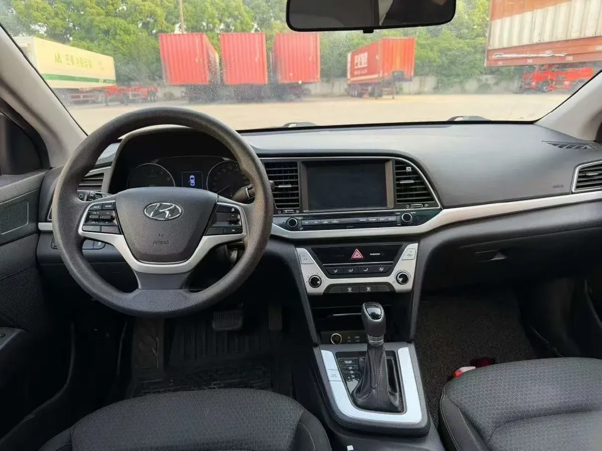 2016 Hyundai Elantra 1.6L 130HP L4 6AT,autocango,china used car exporter,china ev exporter,chinese used car exporter,chinese used ev exporter