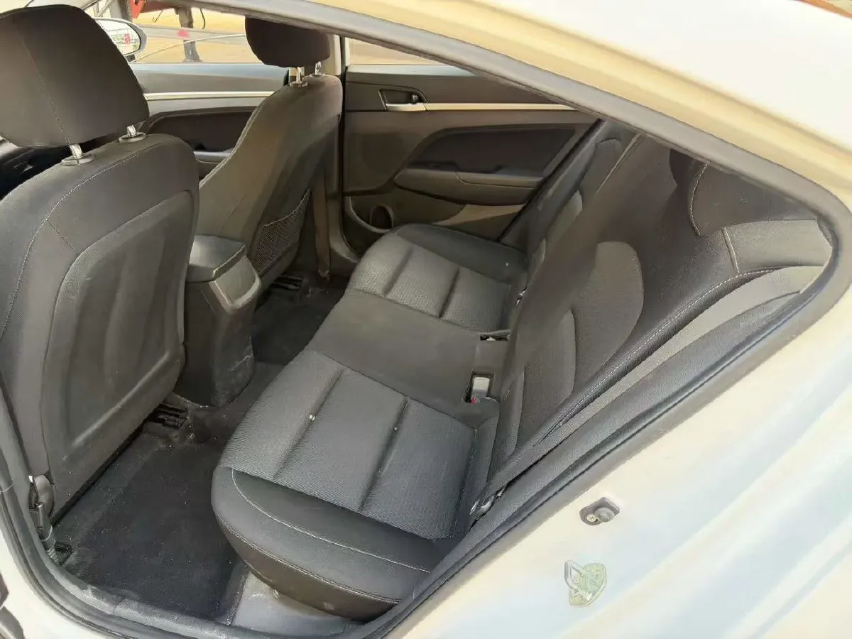 2016 Hyundai Elantra 1.6L 130HP L4 6AT,autocango,china used car exporter,china ev exporter,chinese used car exporter,chinese used ev exporter