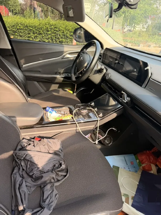 2022 Venucia Grand V 1.5T 190HP L4 7DCT,autocango,china used car exporter,china ev exporter,chinese used car exporter,chinese used ev exporter