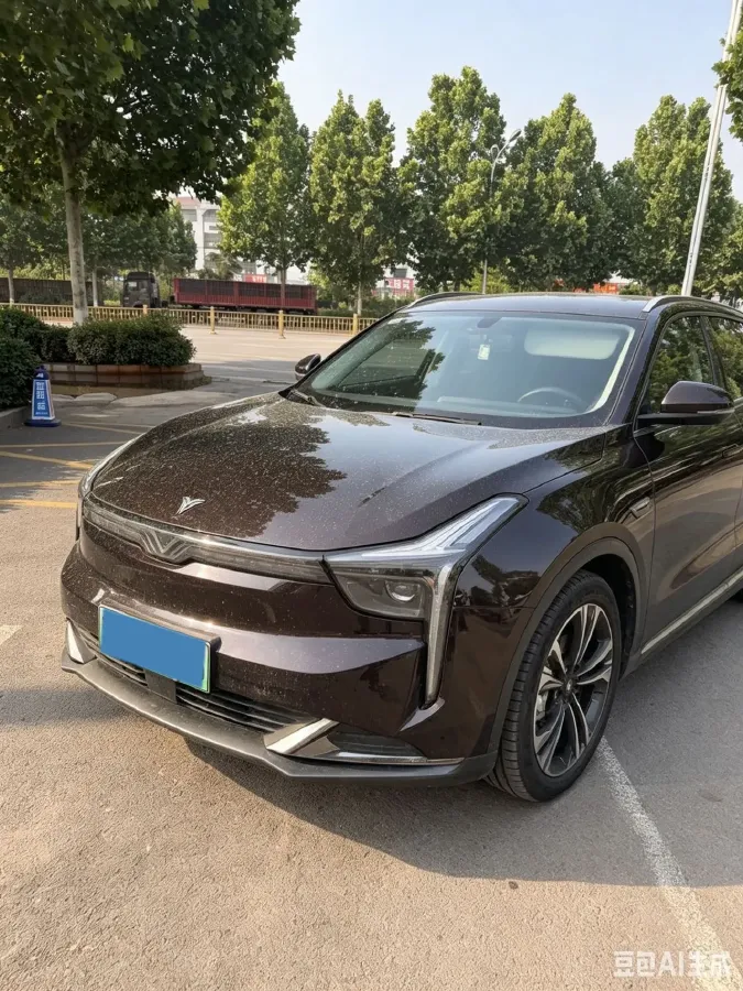 2022 Venucia Grand V 1.5T 190HP L4 7DCT,autocango,china used car exporter,china ev exporter,chinese used car exporter,chinese used ev exporter